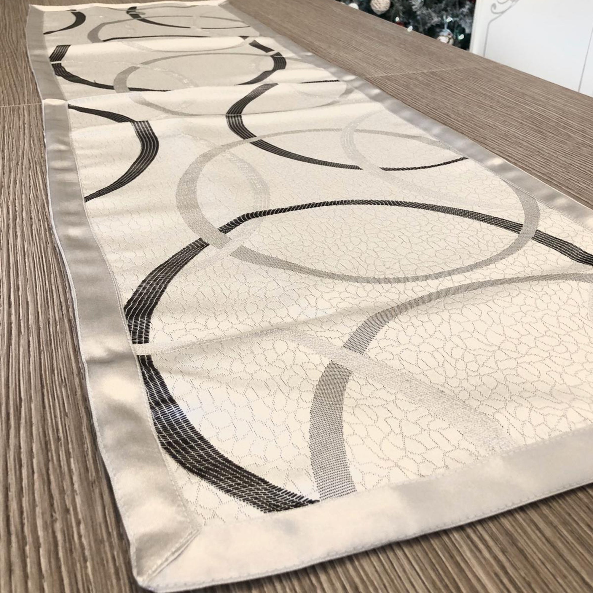 Runner da tavola in raso striscia centro tavola Nausikaa 40x120 cm 1693