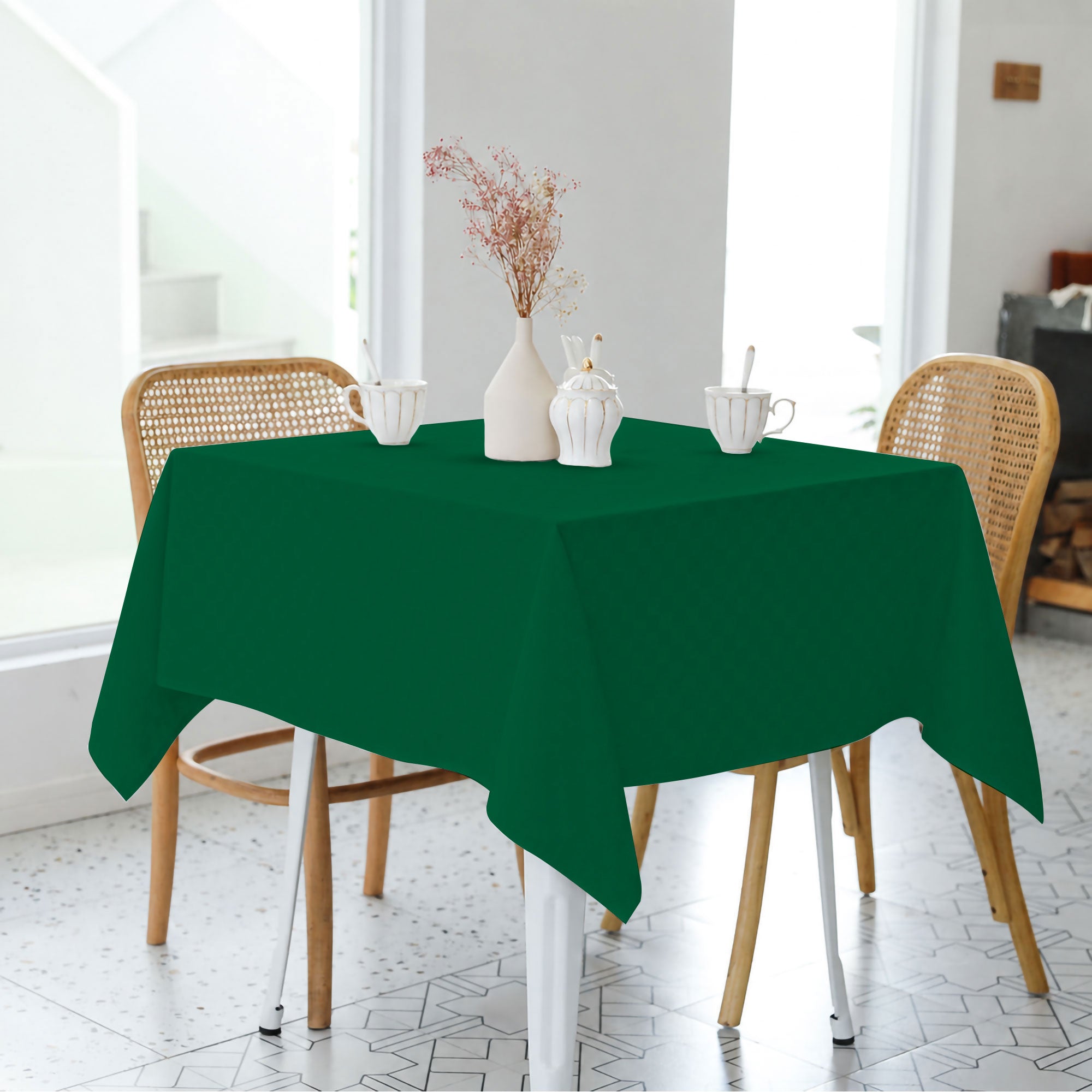 Tovaglia Antimacchia Damascata Copritavolo Jacquard in tinta varie misure 7171