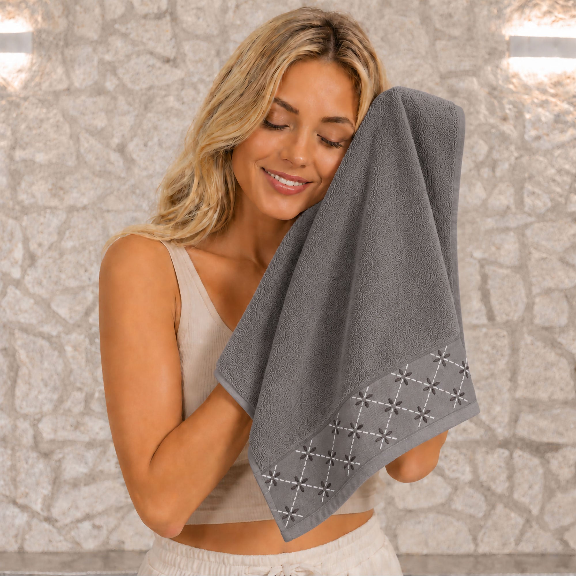 Asciugamani bagno set viso e bidet in spugna puro cotone 1+1 ricamate 400gr 7172